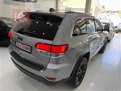 جیپ گراند شیرۆکی